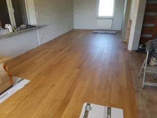 Parkiety i deski-Deski podłogowe lakierowane dąb select finish