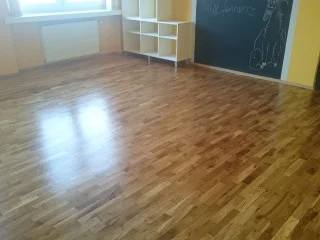 Renowacja, konserwacja podłogi-Cyklinowana podłoga drewniana