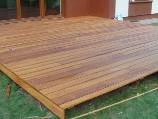 Usługi montażu-Taras drewniany